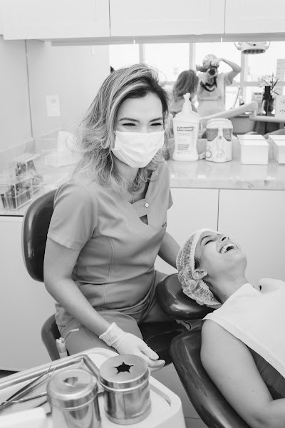 Foto 2 de Dra. Carolina Delmondes