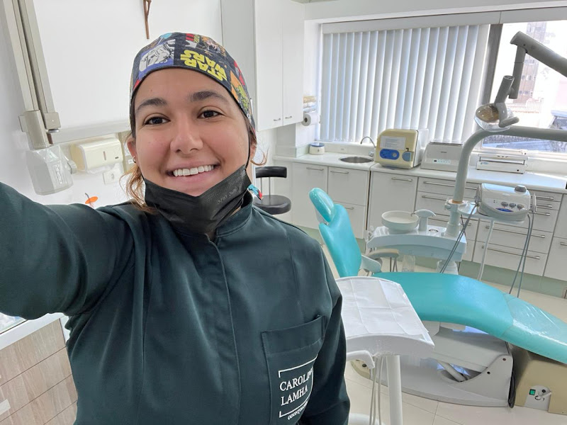 Foto 2 de Dra. Carolina Lamha - Cirurgiã Dentista - Botafogo