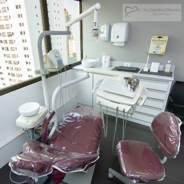 Foto 3 de Dra.Carolina Oliveira | Odontologia