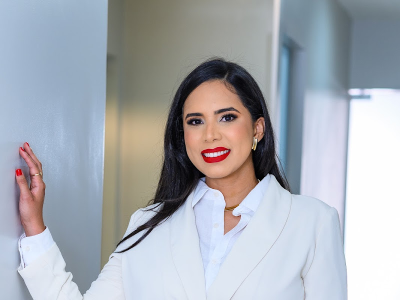 Foto 3 de Dra Carolina Resende - Ortodontista