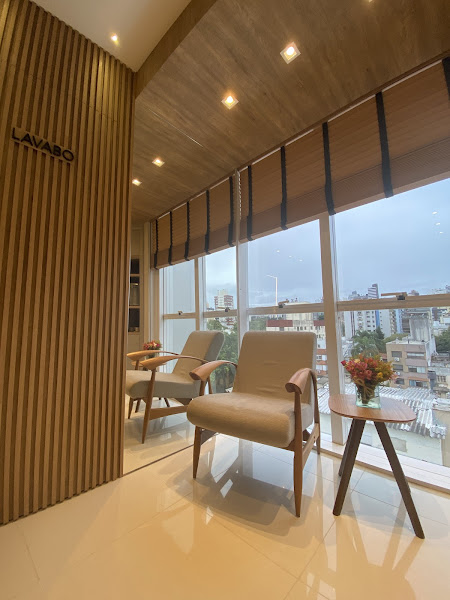 Foto 2 de Dra Carolina Suman | cirurgiã-dentista | ortodontista | Invisalign