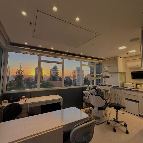 Foto 2 de Dra. Carolina Zorzetto - Odontologia Restauradora e Estética