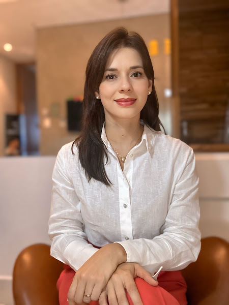 Foto 2 de Dra. Caroline Aragão