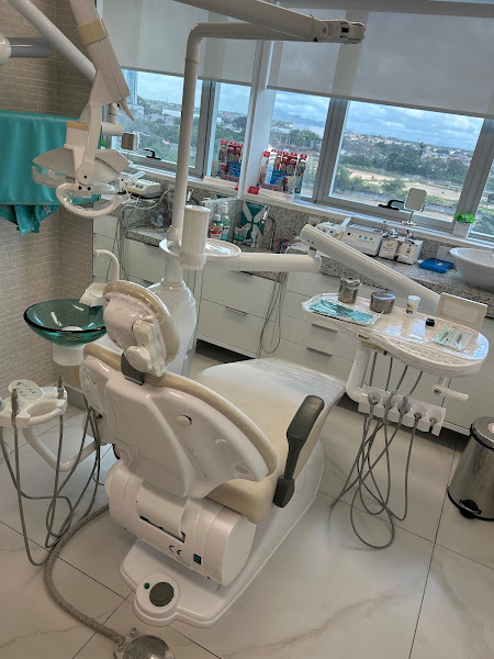 Foto 2 de Dra. Caroline Argolo - Periodontia em Feira de Santana