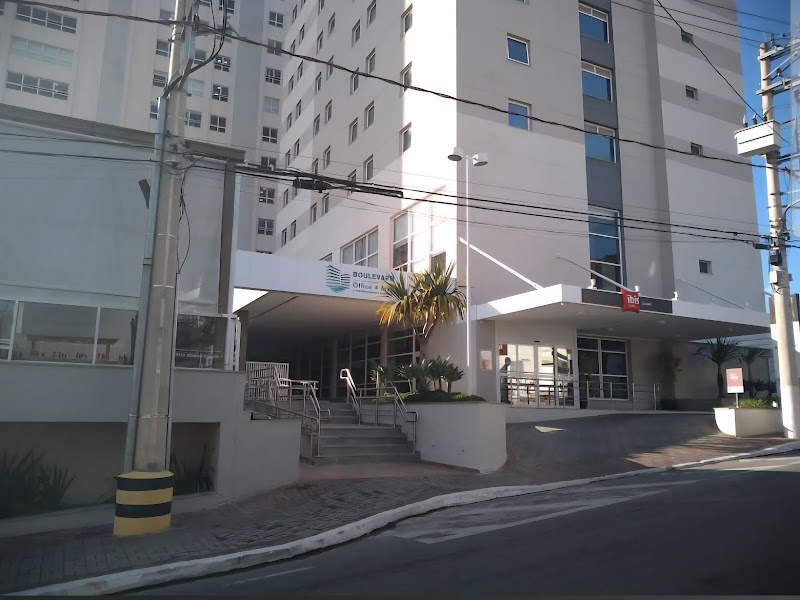 Foto 2 de Dra Caroline Bastos Collard Martins