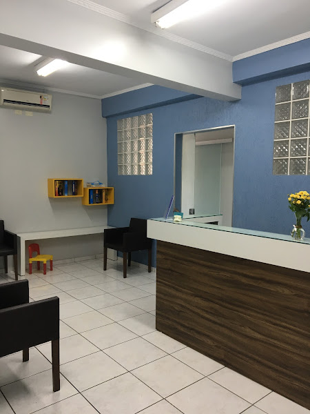 Foto 3 de Dra Caroline Guedes - Dentista Artur Alvim | Ortodontia | Facetas Dentais | Endodontia