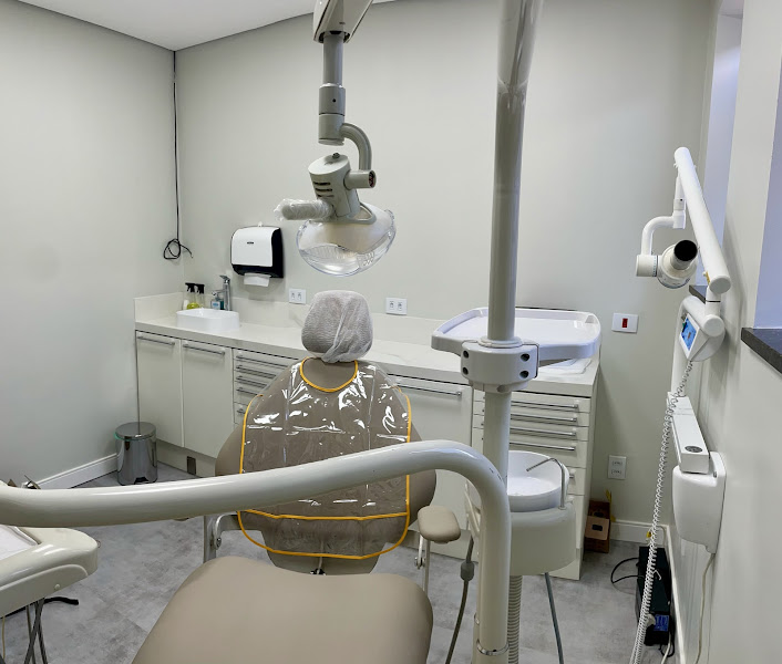 Foto 3 de Dra Caroline Guedes - Dentista Tatuapé | Ortodontia | Facetas Dentais | Endodontia