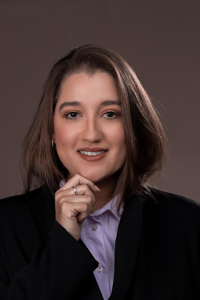 Foto 2 de Dra. Caroline Helfenstens