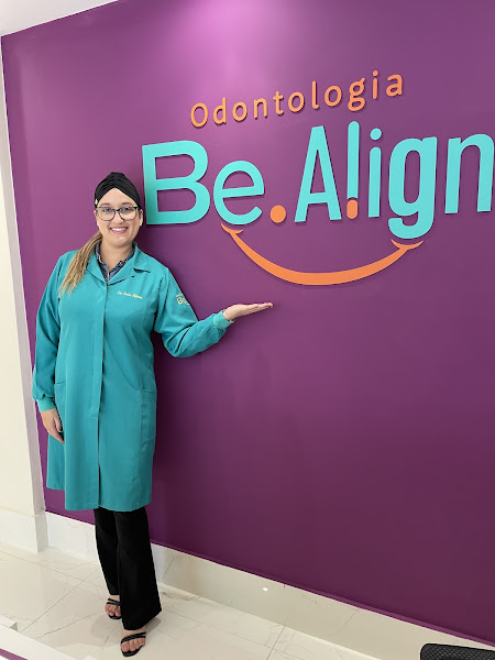 Foto 3 de Dra. Caroline Helfenstens