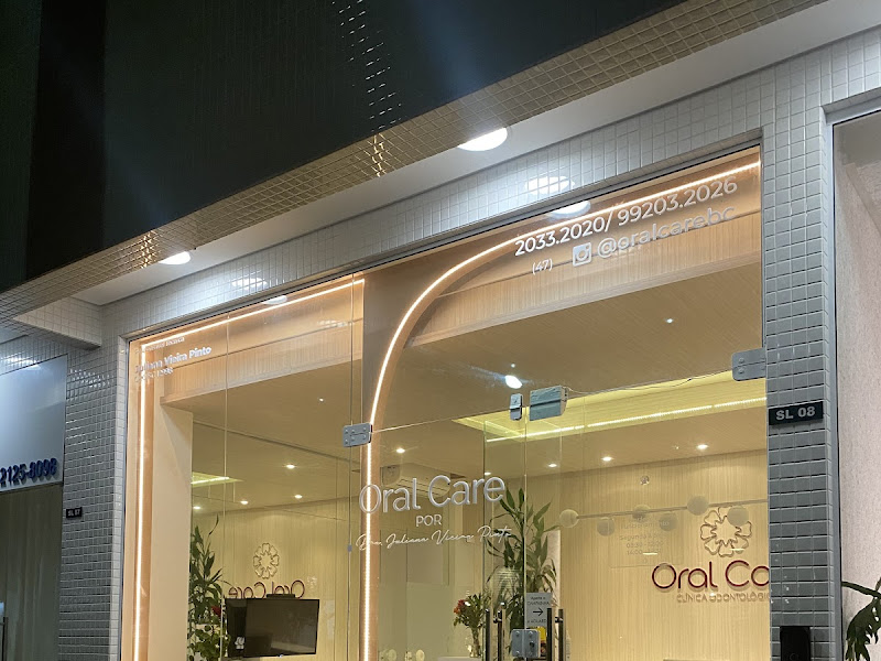 Foto 9 de Dra. Caroline Morgental - Dentista em Balneário Camboriú | Ortodontista | Invisalign