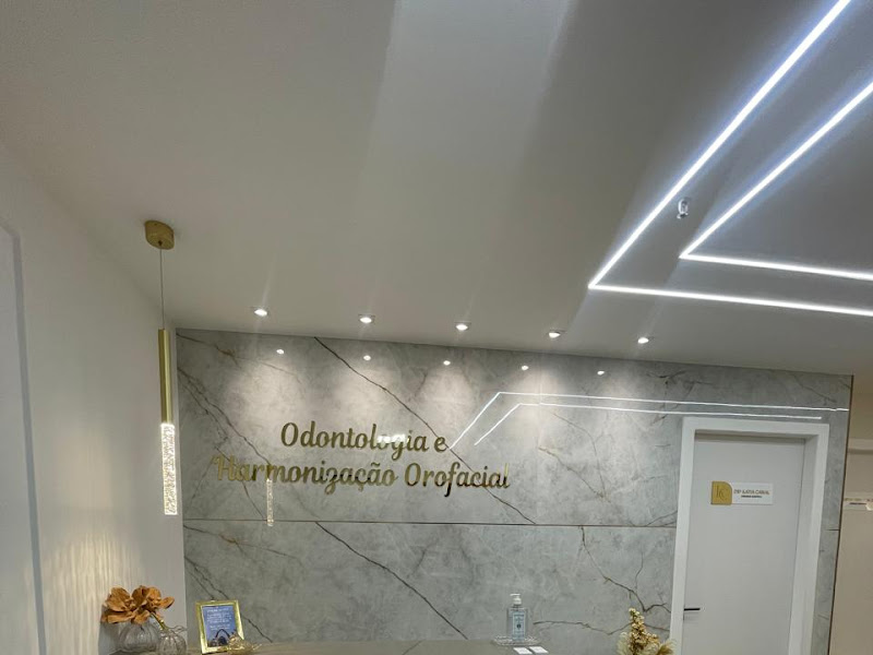 Foto 2 de Dra. Caroliny Endlich - Odontologia Integrada