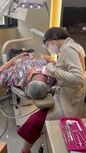 Foto 5 de Dra. Cassia Cestari Toia | Endodontista em São José dos Campos