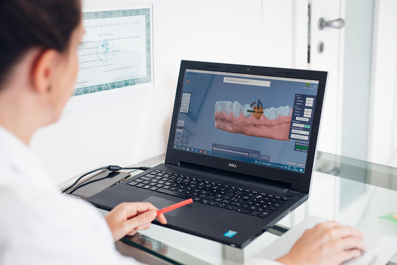 Foto 3 de Dra. Cassiana Augusta - Ortodontista