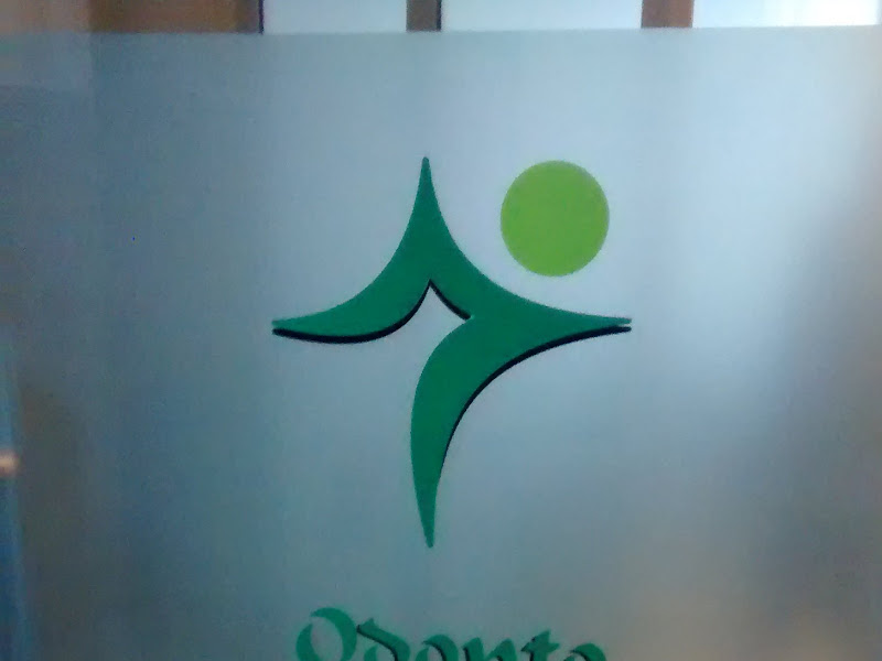 Foto 2 de Dra. Catarina Cumerlato - Odontologia Especializada