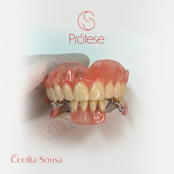 Foto 2 de Dra. Cecília Sousa - Cirurgiã Dentista
