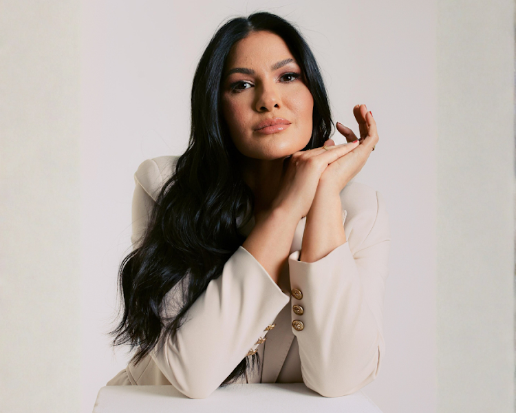 Foto 2 de Dra. Chris Marchetti | Especialista em Harmonização Facial em Fortaleza