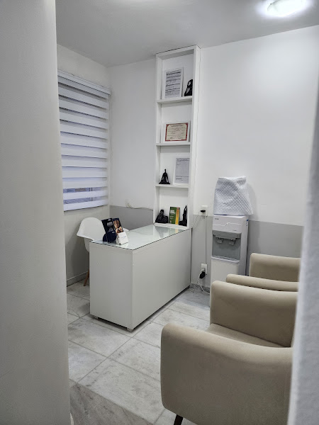 Foto 3 de Dra. Christianne Vasconcellos | Ortodontia