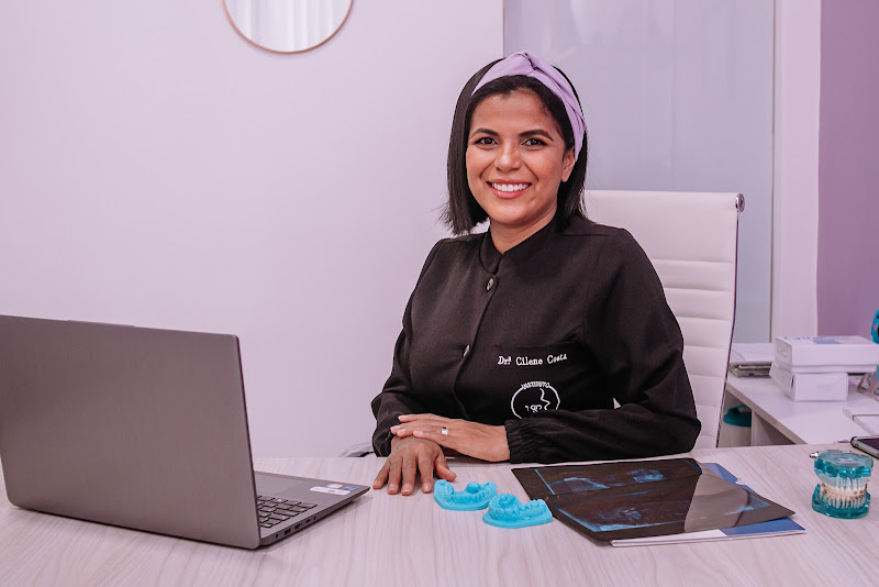 Foto 2 de Dra Cilene Costa | Ortodontia
