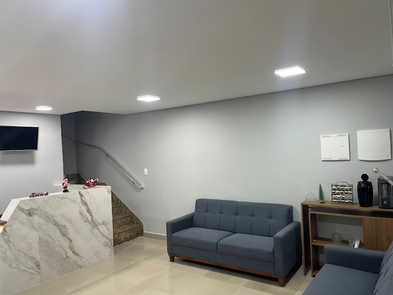 Foto 3 de Dra Cinthia Leone Cunha - Dentista