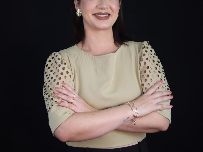 Foto 2 de Dra. Cíntia Urquiza | Clinica Estética | Harmonização Corporal | Corumbá 💃