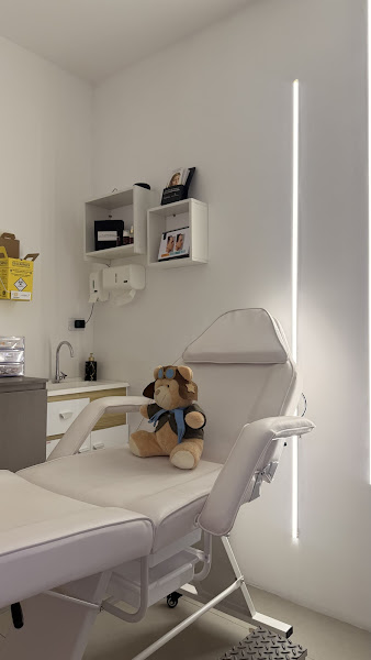 Foto 2 de Dra. Clarissa Fernandes Harmonização Facial