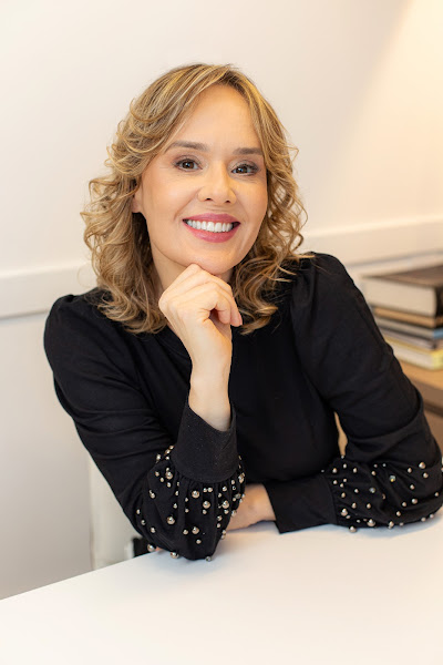 Foto 2 de Dra. Clarissa Robinson | Odontologia Personalizada | Ortodontia e Ortopedia Facial | Dentista em Porto Alegre