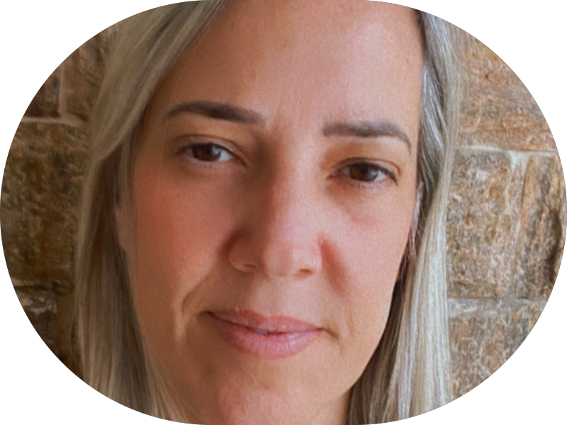 Foto 3 de Dra. Cláudia Fernanda O. Reis