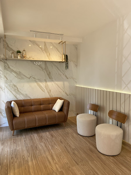 Foto 3 de Dra. Claudia Ramos Moschetta - Especialista em Ortodontia - Dentista em Chapecó