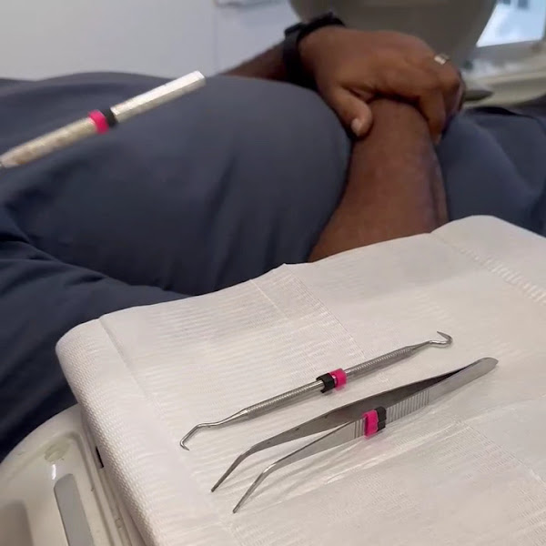 Foto 3 de Dra Claudia Rosas Clareamento Dental - Dentista no Cachambi - Odontologia Humanizada