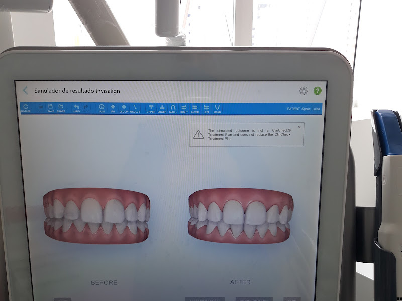 Foto 12 de Dra.Cristiane Angélico | Dentista em Moema | Especialista em Aparelhos Invisíveis