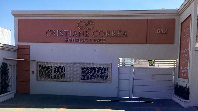 Foto 2 de Dra. Cristiane Corrêa Sorriso e Face