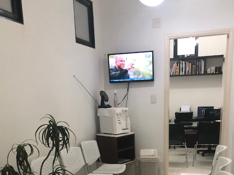 Foto 2 de Dra. Cristiane Gardim | Consultório Odontológico