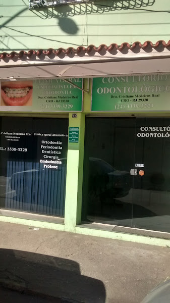 Foto 3 de Dra. Cristiane Medeiros Real