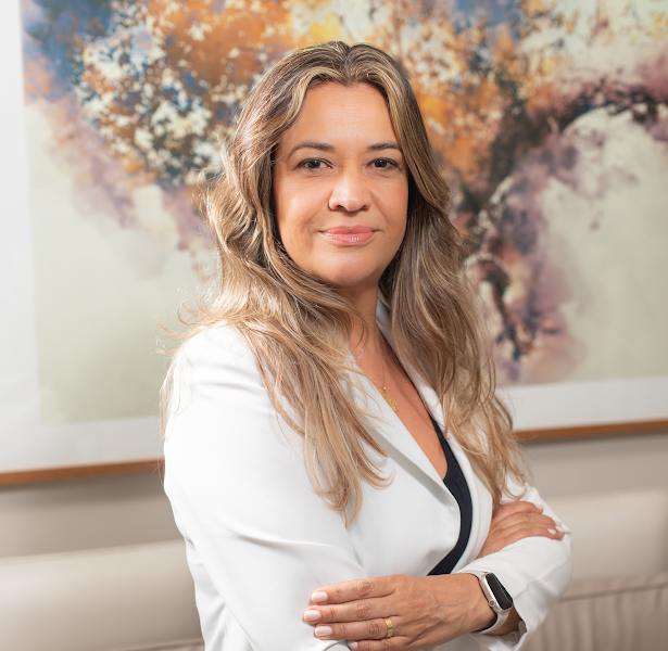 Foto 2 de Dra. Cristiane Romero | Dentista na República | São Paulo