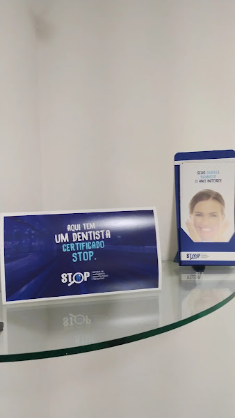 Foto 3 de Dra Cristiany Andrade | PERIODONTISTA