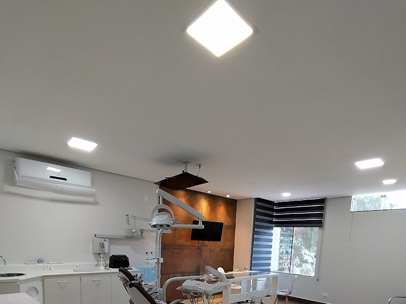 Foto 9 de Dra. Cristina Arana Odontologia Prime | Harmonização Facial | Dentista em Presidente Prudente/SP