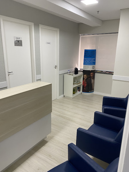 Foto 3 de Dra. Cristina Pellegrin-Invisalign -Santana