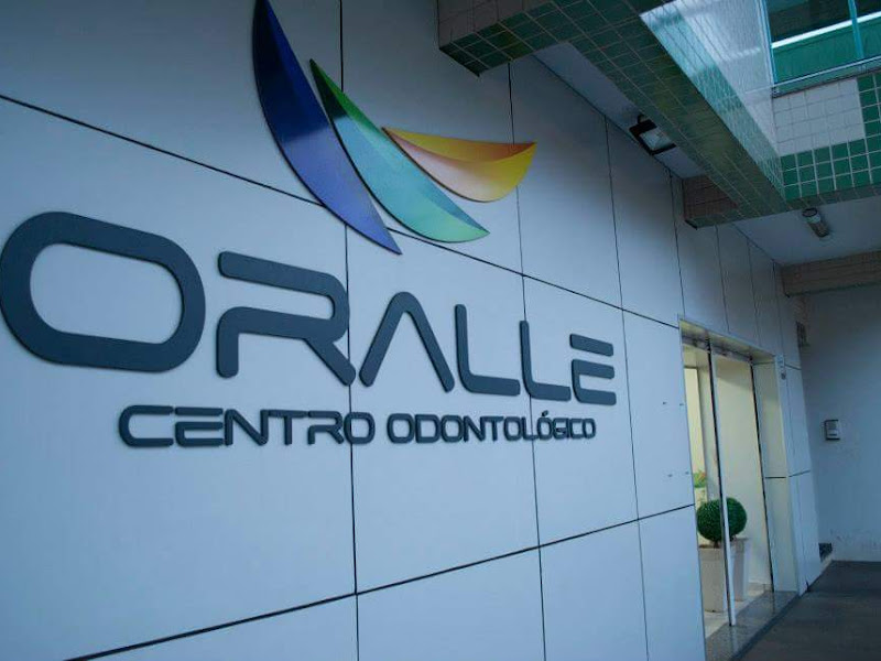 Foto 3 de Dra Dalila Barros - Dentista Alinhador Invisível SouSmile - Patos de Minas- MG