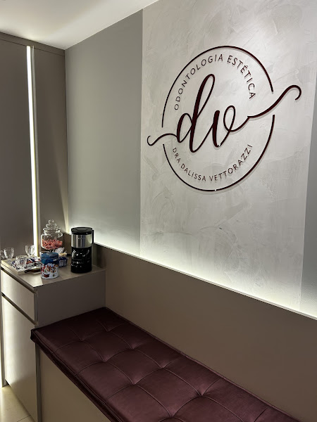 Foto 2 de Dra.Dalissa Vettorazzi - Odontologia Clínica e Harmonização facial