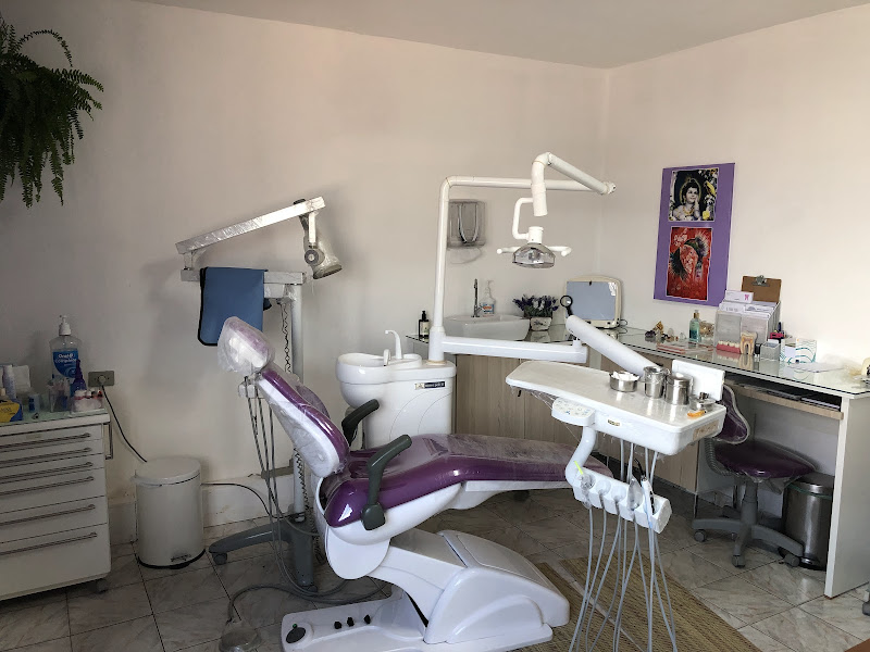 Foto de Dra. Damye Brito Macaya Dentista