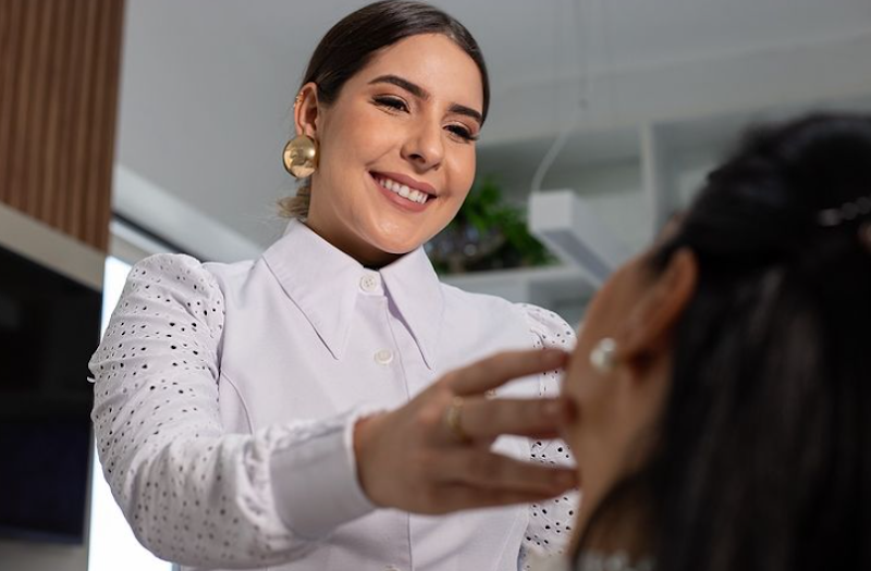 Foto 2 de Dra. Daniela Barbosa | Implantes Dentários | Salvador | Clinica Odontológica