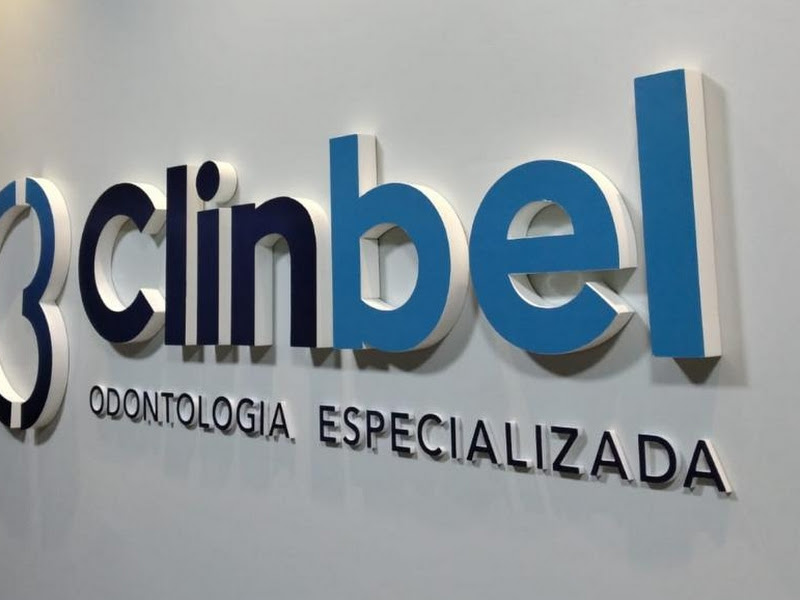 Foto 6 de Dra. Daniela Carneiro - Odontologia Estética e Implantes