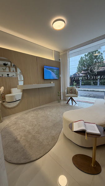 Foto 3 de Dra. Daniela Carraro | Harmonização Facial