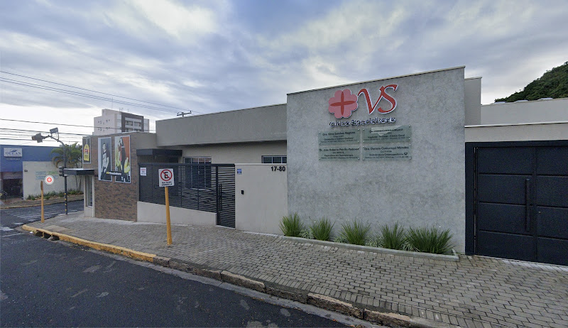 Foto 3 de Dra. Daniela Cusicanqui - Consultório Odontológico em Bauru