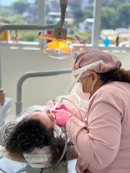 Foto 2 de Dra. Daniela Dantas DENTISTA Ortodontia e Protese Dentária