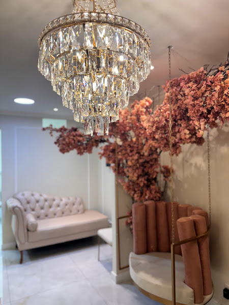 Foto 2 de Dra. Daniela Gabriel - Harmonização Facial