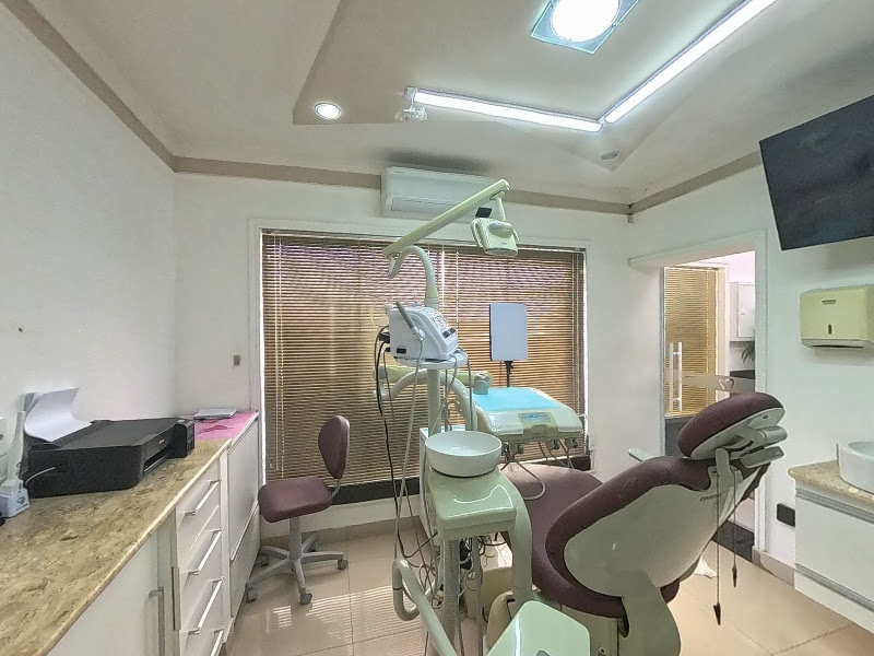Foto 3 de Dra. Daniela Moraes - Dentista em Botucatu | Implantodontia e Clínico Geral