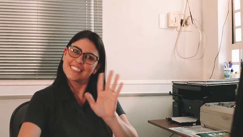 Foto 2 de Dra. Daniela Tiosso - Dentista Santa Bárbara d'Oeste - Implante Dentário - Prótese Dentária | Protocolo - Faceta de Resina