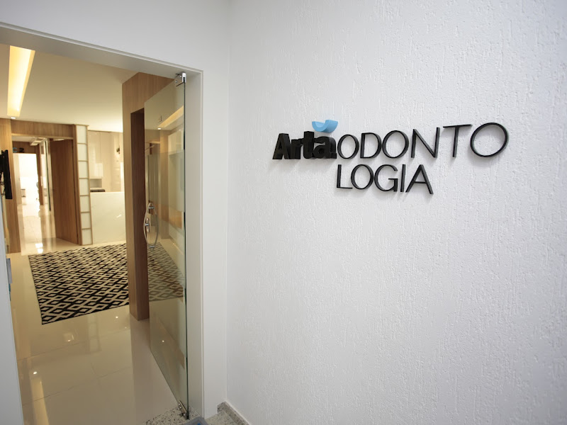 Foto 9 de Dra. Daniele Canova Maso | Odontologia Especializada | Especialista em Endodontia (Tratamento e Retratamento de Canal)