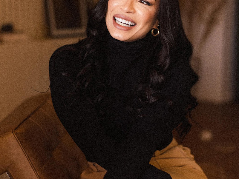 Foto de Dra.Daniele Nascimento - Lentes